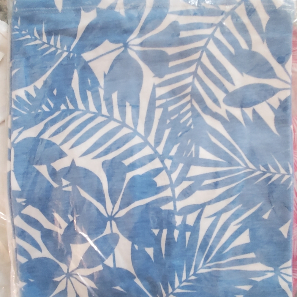 Fresh Produce Tee - Picture 3 of 3